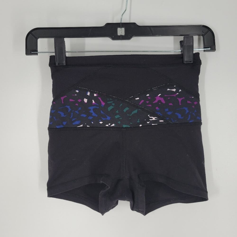 Lululemon Multi Cheetah Black Reversible High Rise Wunder Under Shorts 2